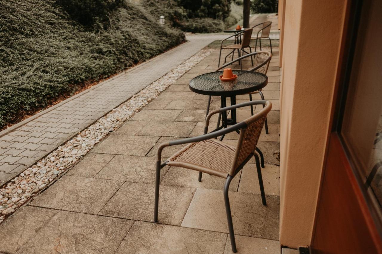 Simply Rooms Slavkov u Brna Exterior foto