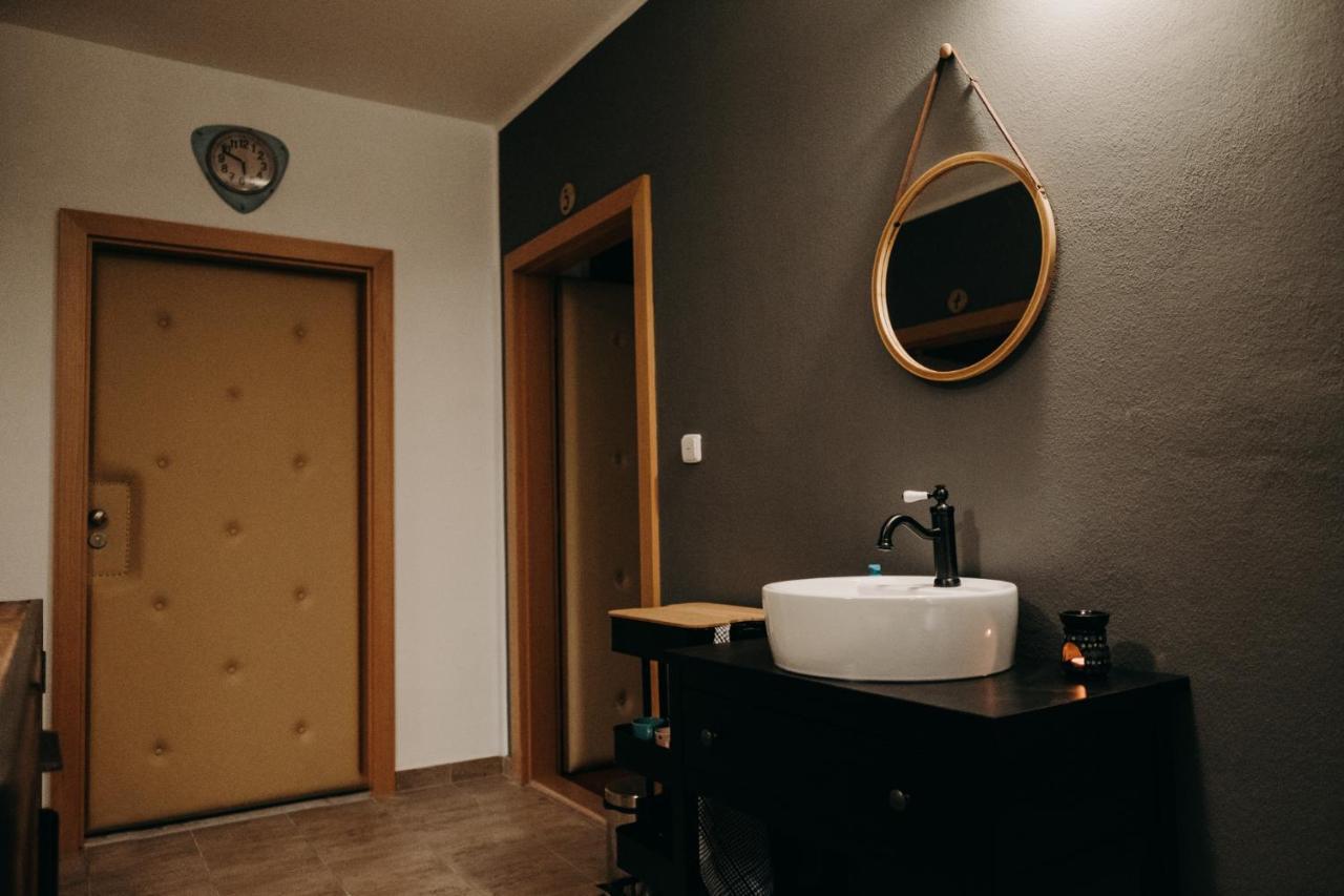 Simply Rooms Slavkov u Brna Exterior foto